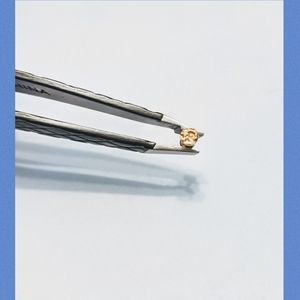 2.5 mm Body Gems 14k gold threadless hammered disc